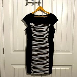 Roz & Ali - Super Stretchy Black & White Dress - Size 14